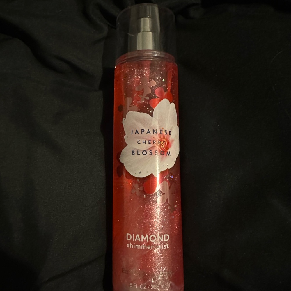 Bath & Body Works Japanese Cherry Blossom Shimmer Mist - Red